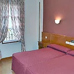 Alvi Casa de hóspedes 2*
