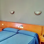 Alvi Casa de hóspedes 2*
