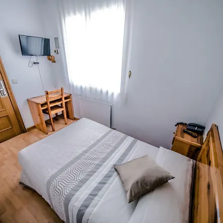 Guest house Alvi 2*